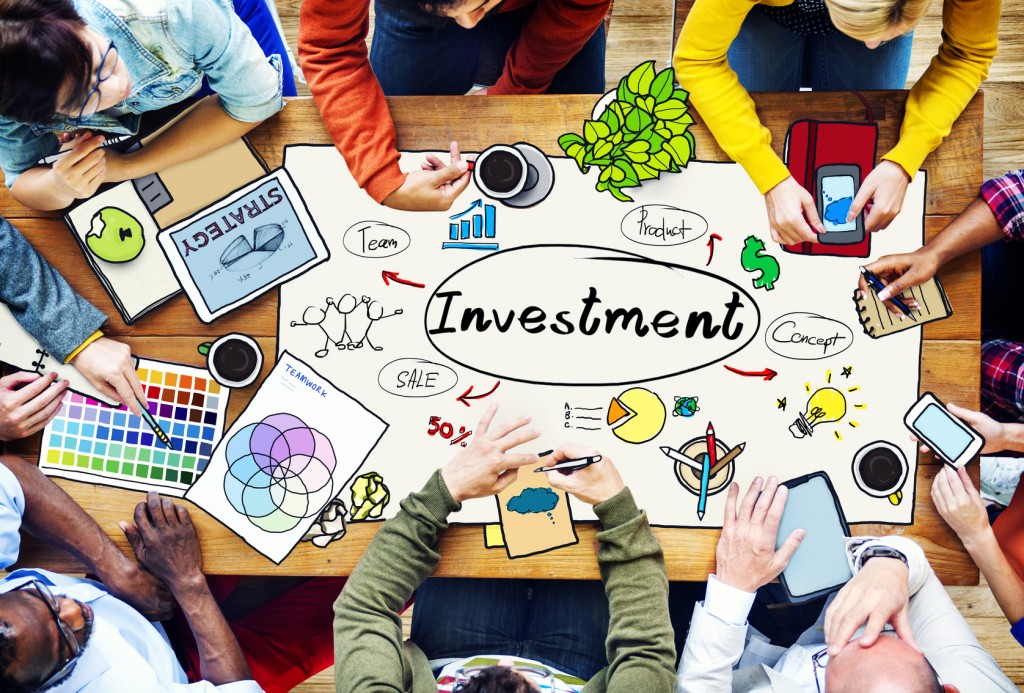 Investment Financial Economy Interest Risk Concept